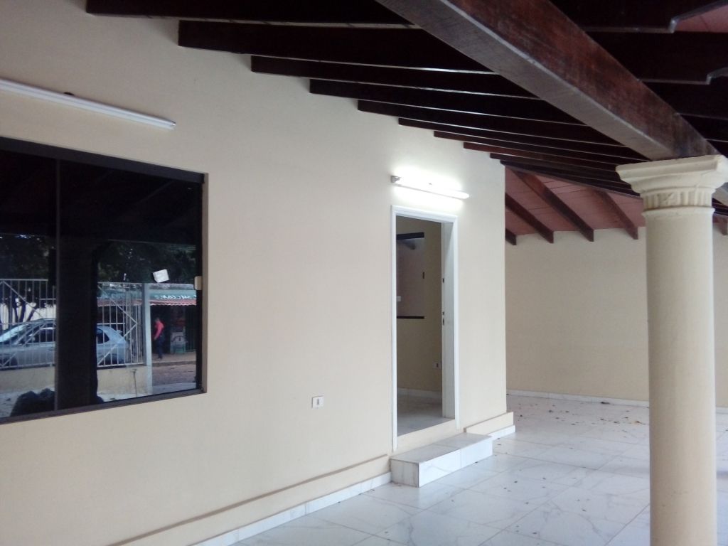 LINDA CASA REFACCIONADA EN SAN LORENZO — foto 3