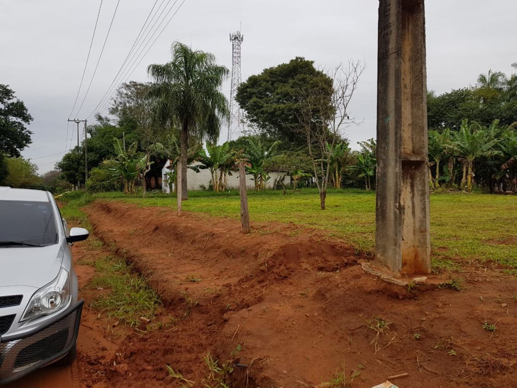 VENDO 2 TERRENOS EN LUQUE, — foto 2