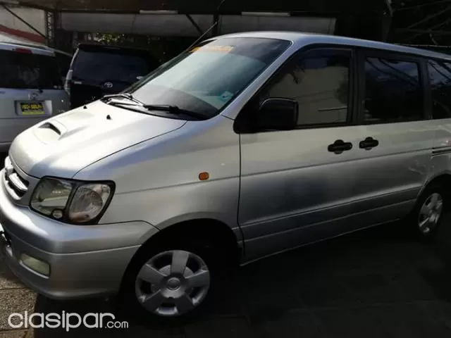 Toyota Noah 2001 - foto 2
