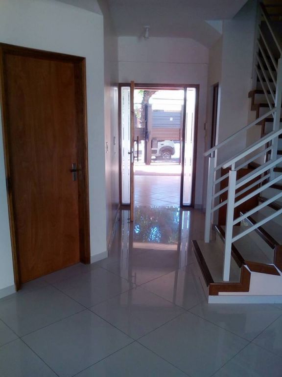 Alquilo Duplex Barrio Jara — foto 2
