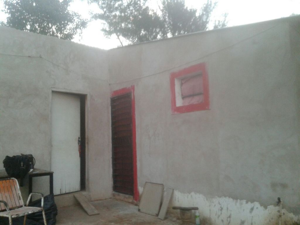 VENDO CASA UBICACION BARRIO CAAGUAZU DE ÑEMBY, Superficie 12x30 m2. — foto 3