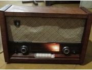 Vendo radio antigua Franklin solo para entendidos funcionando