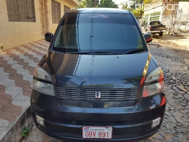 Toyota Voxy 2003 - foto 2