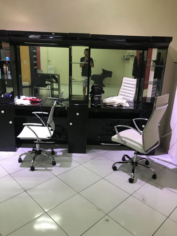 VENDO PELUQUERÍA COMPLETA ZONA FERNANDO DE LA MORA — foto 3