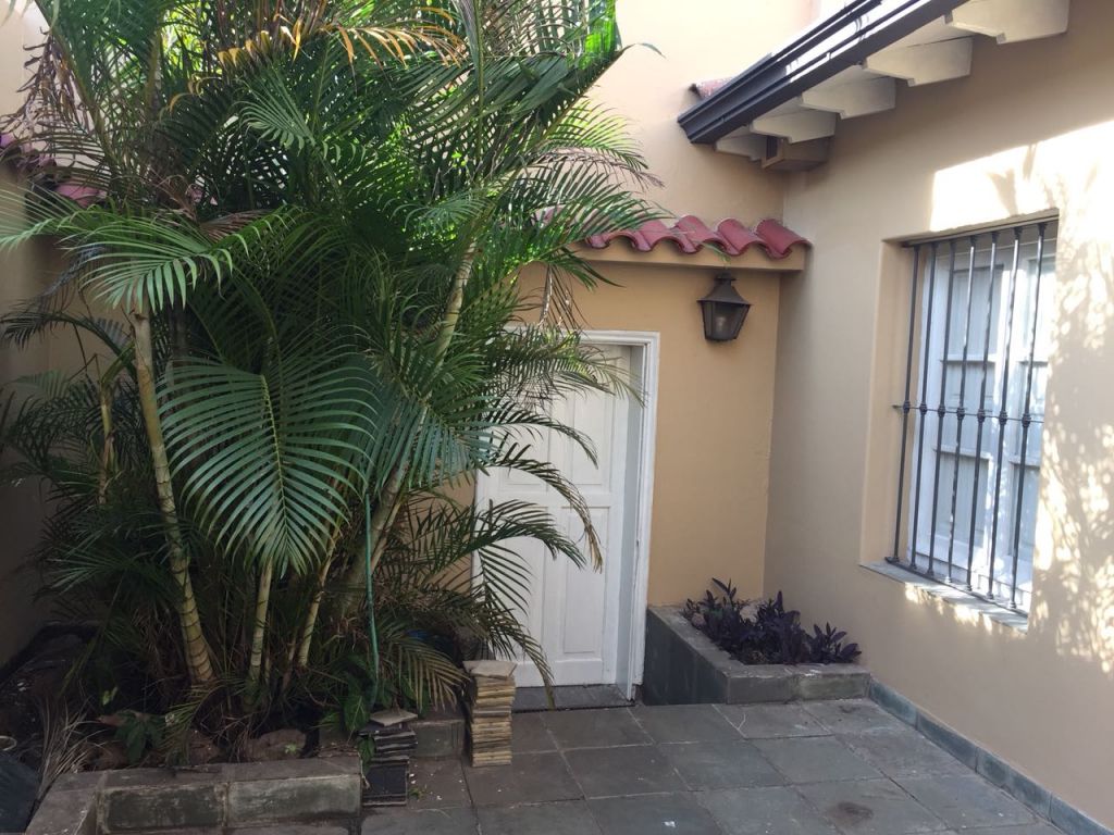CASA PARA OFICINA O CONSULTORIO EN Bº CIUDAD NUEVA — foto 2