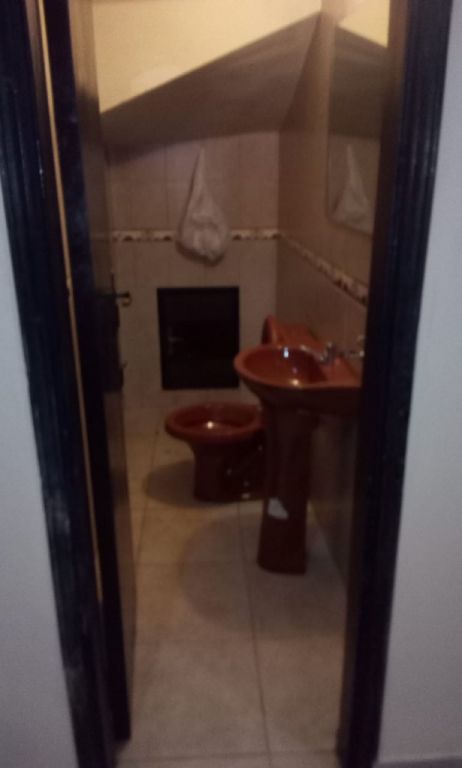 ALQUILO DUPLEX EN LAMBARE ZONA SUPER METRO — foto 3