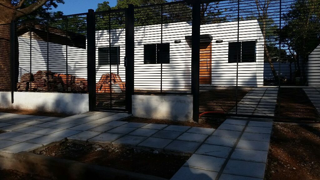 Vendo casa a extrenar en villa Elisa barrio — foto 2