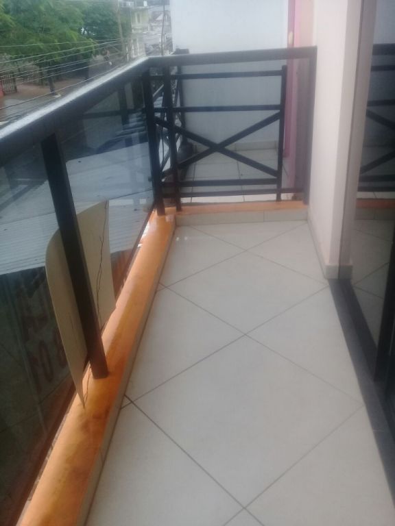 Vendo 2 apartamentos con local en Pte Franco — foto 3