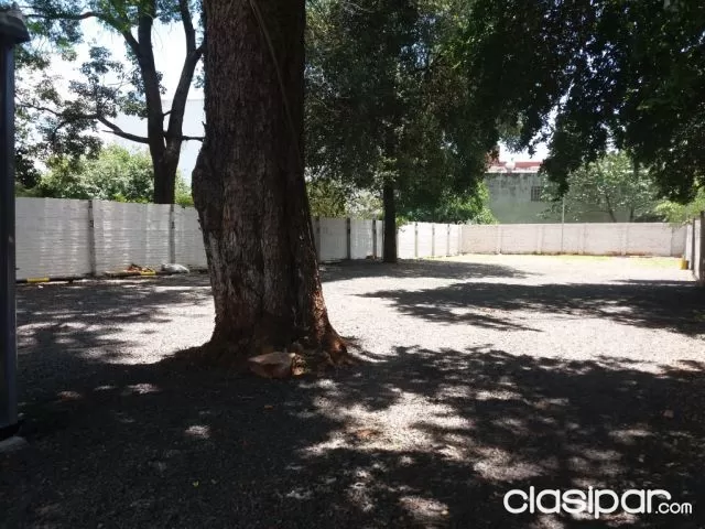 2 PROPIEDADES DE 808m2 y 862m2 EN CENTRO DE SAN LORENZO!!! — foto 3