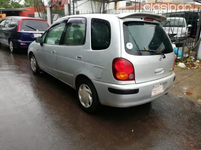 Toyota Spacio 1998 — foto 4