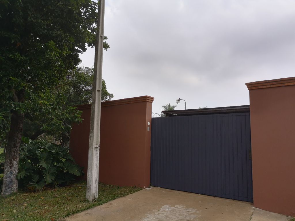 Residencia zona Pinedo a pasos del nuevo acceso Este — foto 3