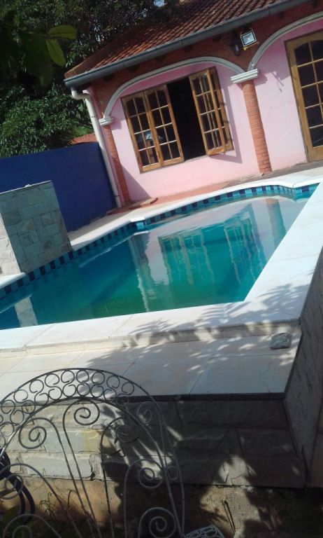 Hermosa residencia en el barrio mburucuya — foto 2