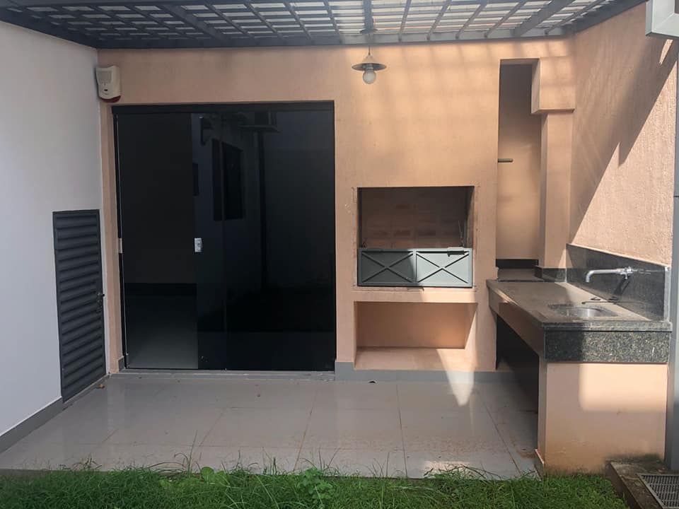 EN VENTA!!! DÚPLEX DE 3 DORMITORIOS EN YCUASATÍ. ZONA PASEO LA GALERIA. — foto 3