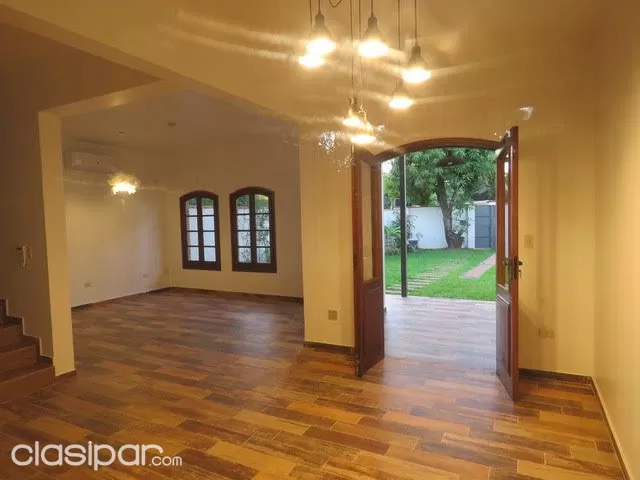Vendo Hermoso Duplex A Estrenar PROX. CFA (ABREU) – AVENIDA MARISCAL LÓPEZ– 3 DORMITORIOS – GRAN JARDÍN — foto 2