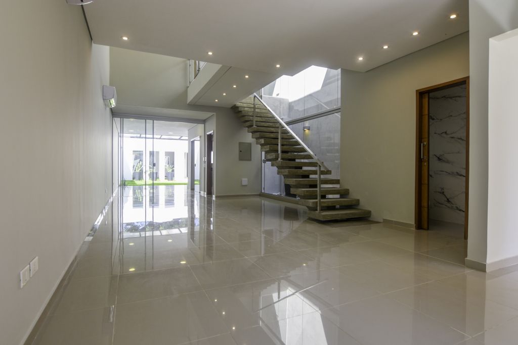 VENTA HERMOSO DUPLEX A ESTRENAR - ZONA WESTFALIA — foto 2