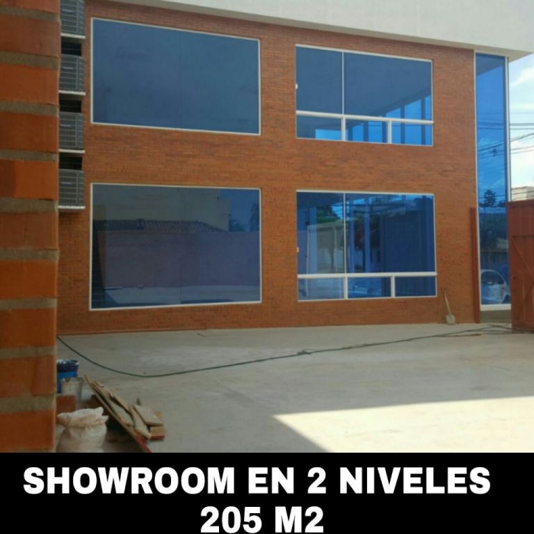 Vendo Local Y Deposito Sup. 1.425 M2. Zona Privilegiada — foto 3