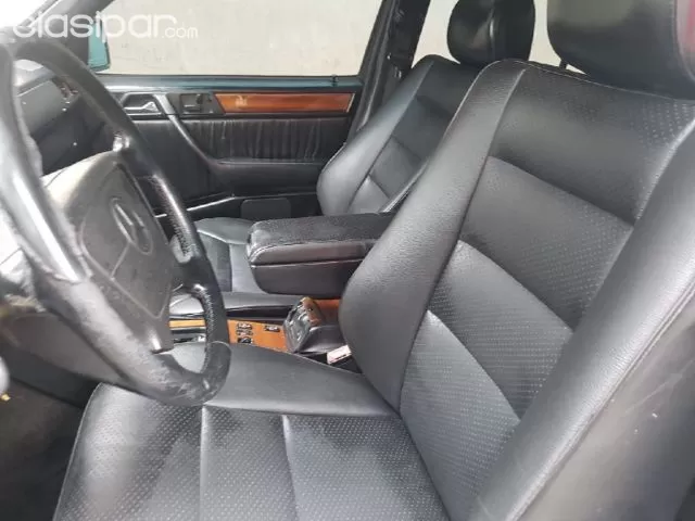 Mercedes-Benz D 300 1996 - foto 7