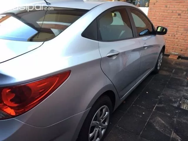 Hyundai Accent 2013 — foto 3