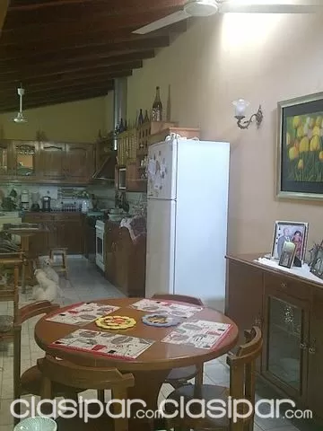 VENDO CASA CON DEPOSITOTINGLADO EN SAN VICENTE ZONA MERCADO 4 NEGOCIABLE! — foto 3