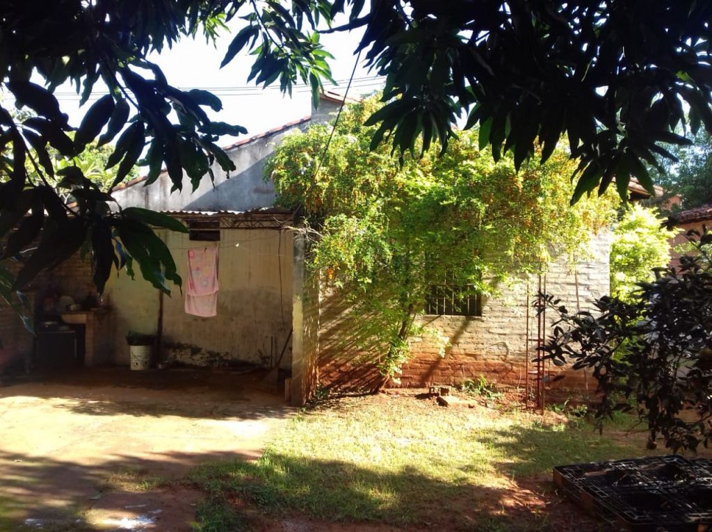 VENDO CASA EN PARAGUARI DETRAS DE COPETROL — foto 3