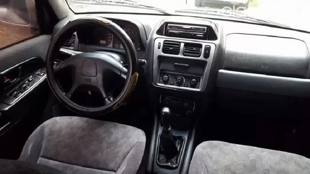Mitsubishi Pajero Io 2001 — foto 7