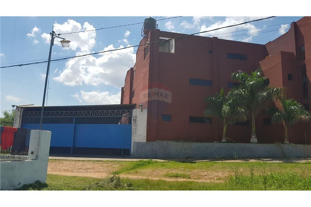 Vendo nuevo amplio edificio — foto 2