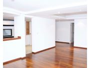 Vendo Departamento de 2 habitaciones detras de la municipalidad de Asunción