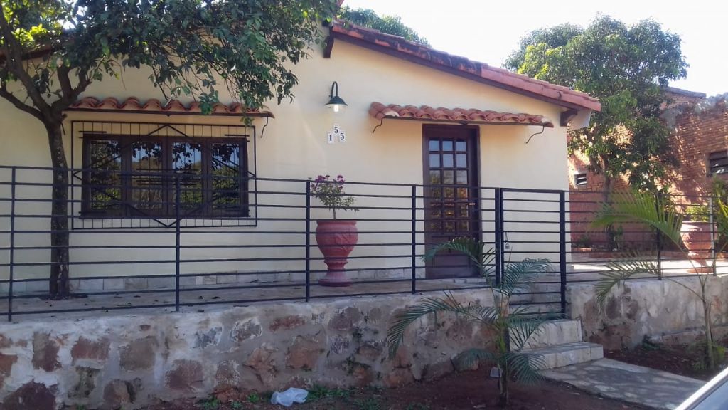 Vendo hermosa casa en itaugua — foto 2