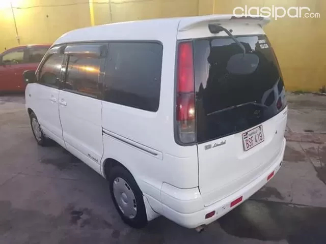 Toyota Noah 2000 — foto 3