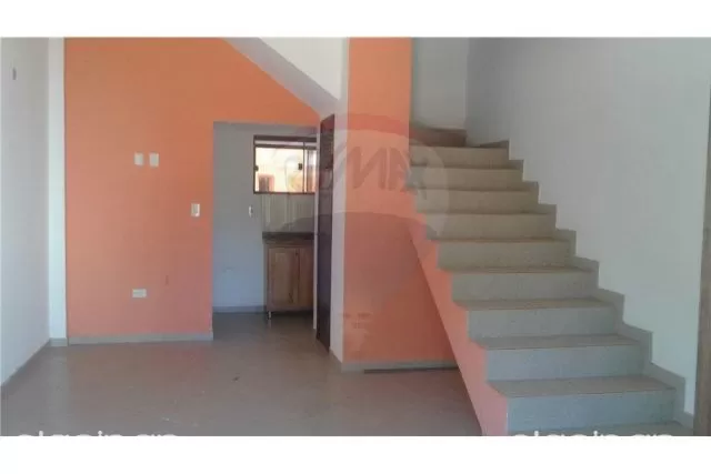 Alquilo dúplex en Itaugua — foto 3
