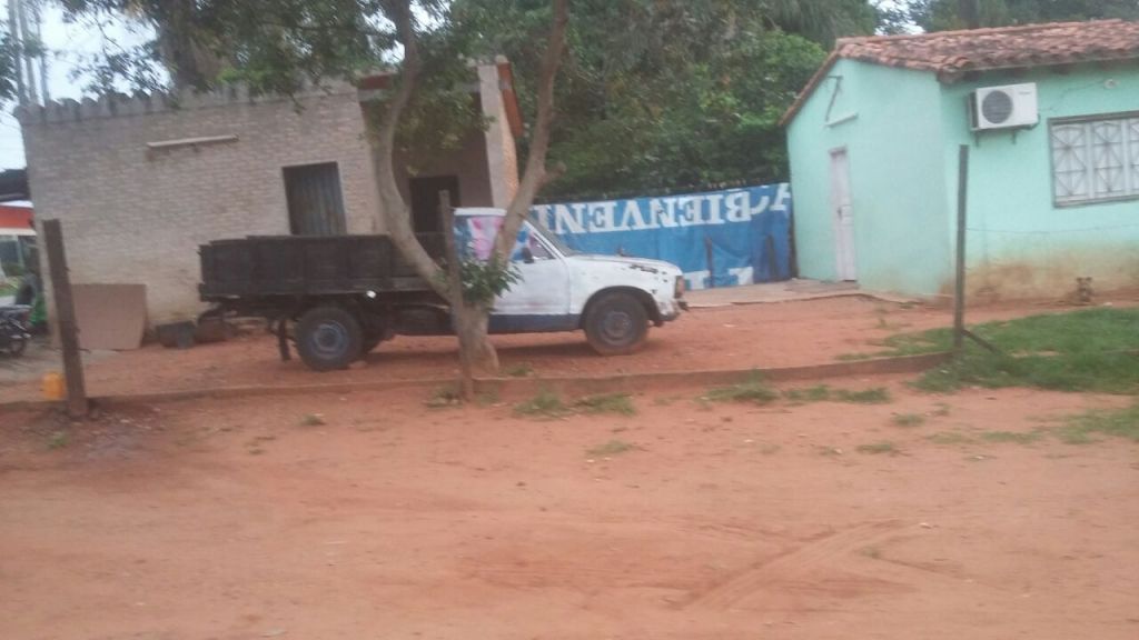 OFERTA POR TIEMPO LIMITADO 2 CASAS DE 2 DORMITORIOS Y AMPLIO TERRENO EN LUQUE-SAMBER — foto 3