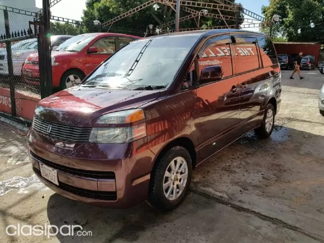 Toyota Voxy 2003 — foto 7