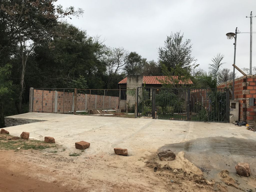 Vendo coqueta casa en Luque - Isla Zarate, paralelo al Aeropuerto — foto 2