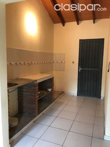 Vendo coqueta casa en Luque - Isla Zarate, paralelo al Aeropuerto — foto 3