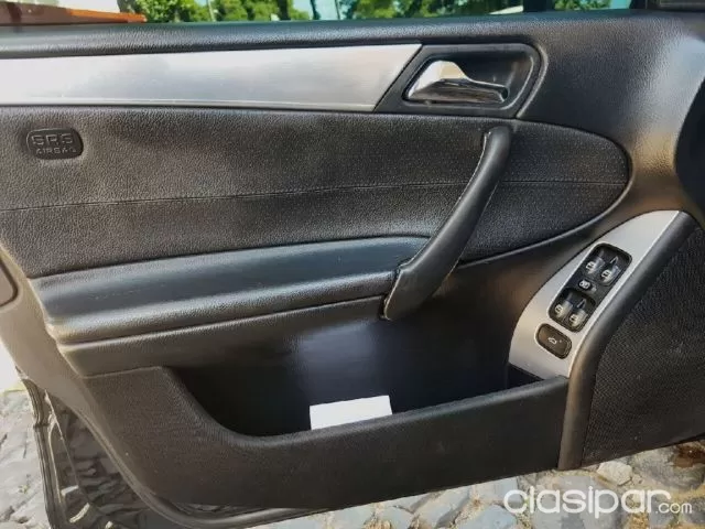 Mercedes-Benz C 230 2006 - foto 8