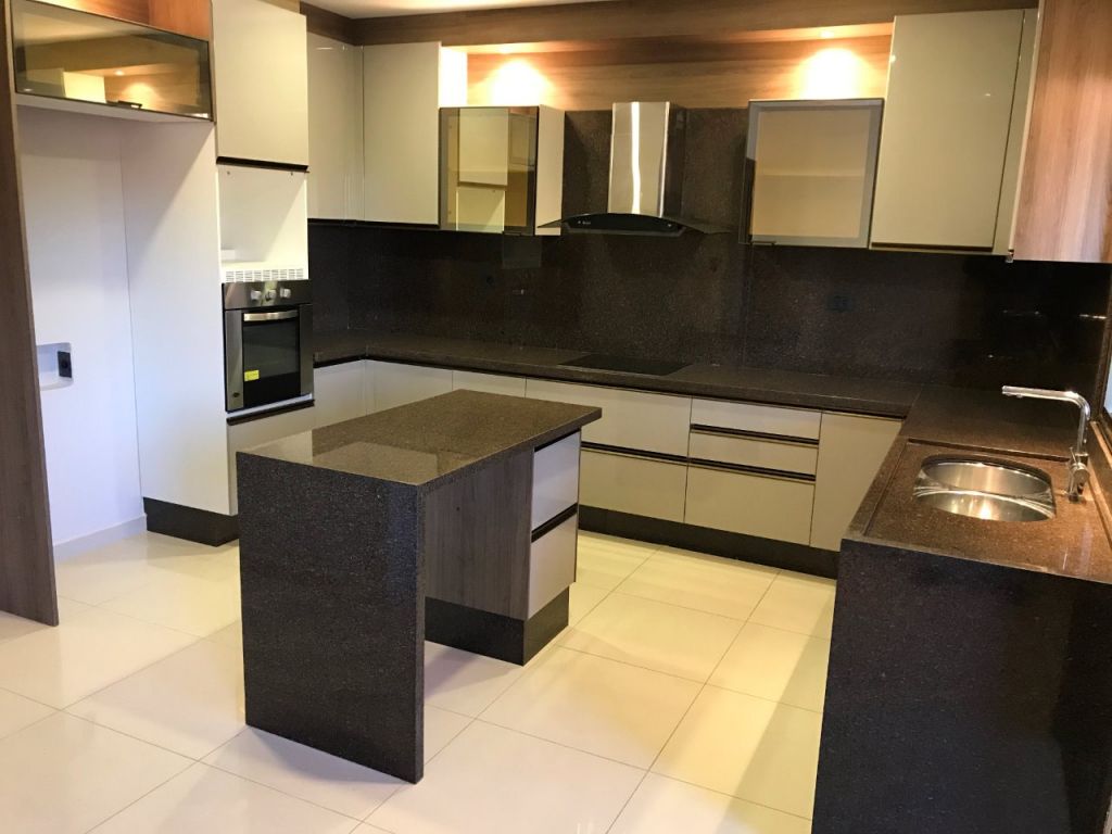 Alquilo Departamento De 3 Dormitorios En Suite En Carmelitas — foto 2