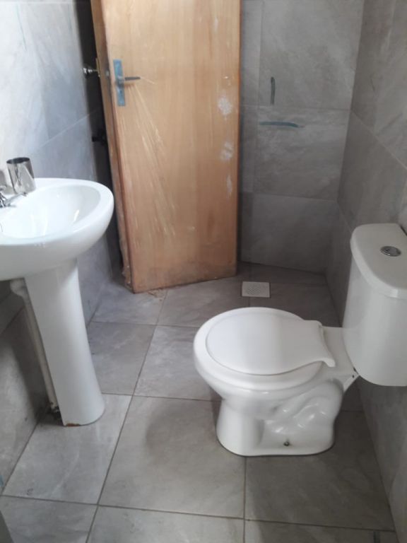 Vendo hermosa casa de tres salones. — foto 3