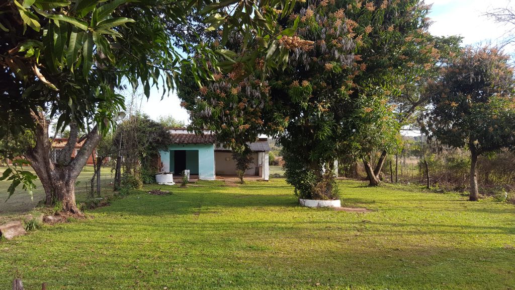 Vendo en OFERTA por este mes Casa a refaccionar en ITAUGUA sobre asfalto — foto 3