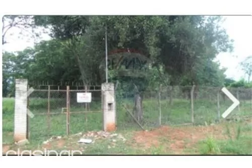 4 amplios lotes juntos en Laurelty - Luque — foto 2