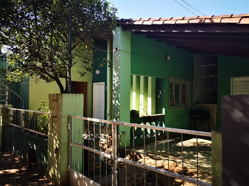 VENDO CASA URGENTE Por viaje EN LUQUE — foto 2
