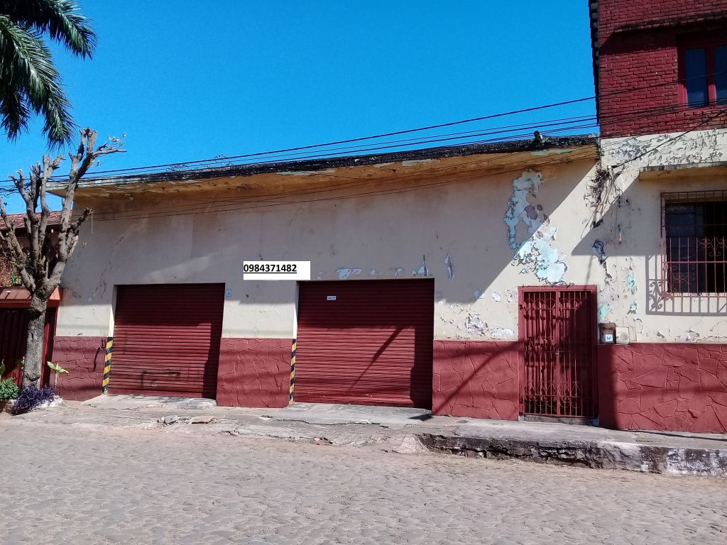 Casa en Villarrica, frente al estadio Ykua Pyta. — foto 2