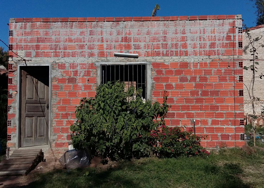Vendo terreno con casa — foto 2