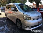 ESPECTACULAR TOYOTA VOXY AÑO 2007 - FARO LUPA - FULL EQUIPADO - RECIEN IMPORTADO - OFRECE ANTAR AUTOMOTORES - TR CON AUGUSTO CENTURION