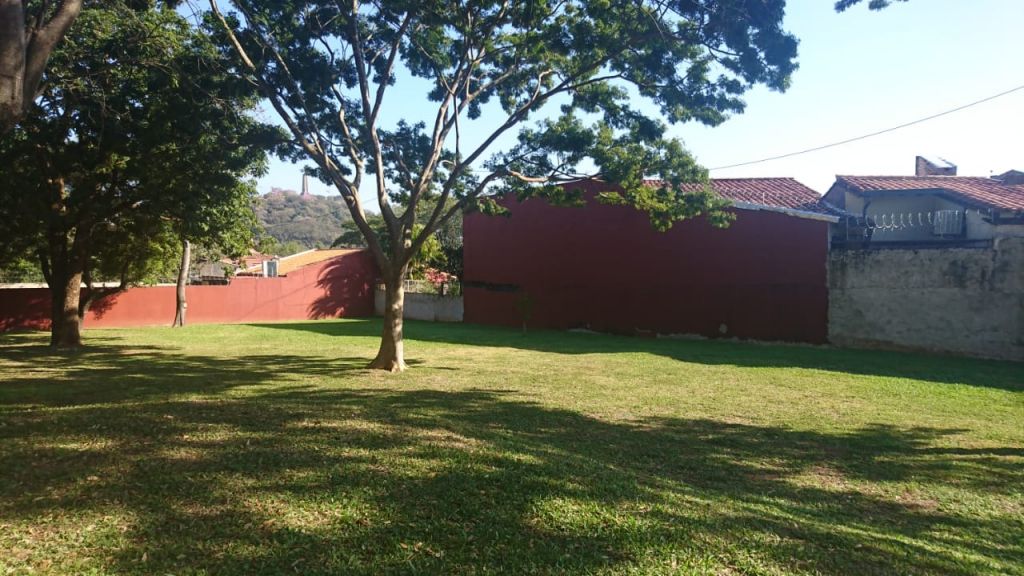 Vendo hermoso terreno con espectacular vista al Cerro Lambaré — foto 2