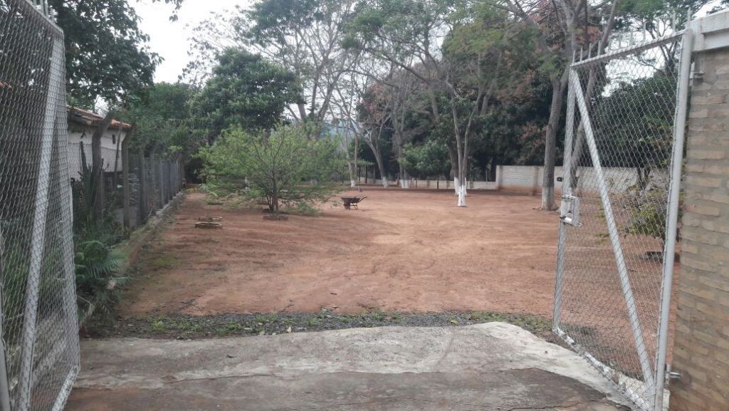 Vendo Terreno amurallado de 20x83 especial para casa quinta o estación de servicio sobre ruta — foto 2