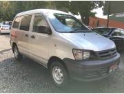 VENDO TOYOTA NOAH CARGUERO - UNICO EN SU ESTADO - DIESEL MOTOR 2.2 CAJA AUTOMATICA - OFRECE ANTAR AUTOMOTORES - TR CON AUGUSTO CENTURION - PARA MAS INFO