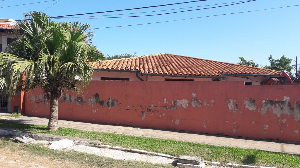 VENDO HERMOSA CASA EN INMEJORABLE UBICACION-Bo. Sta. Rosa 2 - Lambare — foto 2