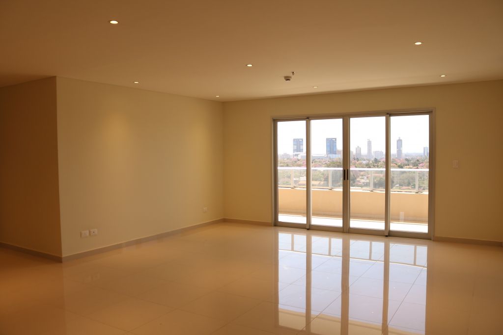Amplio departamento en venta en Edificio Torre Boggiani - Asunción — foto 3