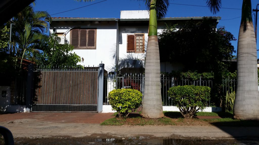 Vendo Hermosa casa barrio campo Grande Asunción — foto 2