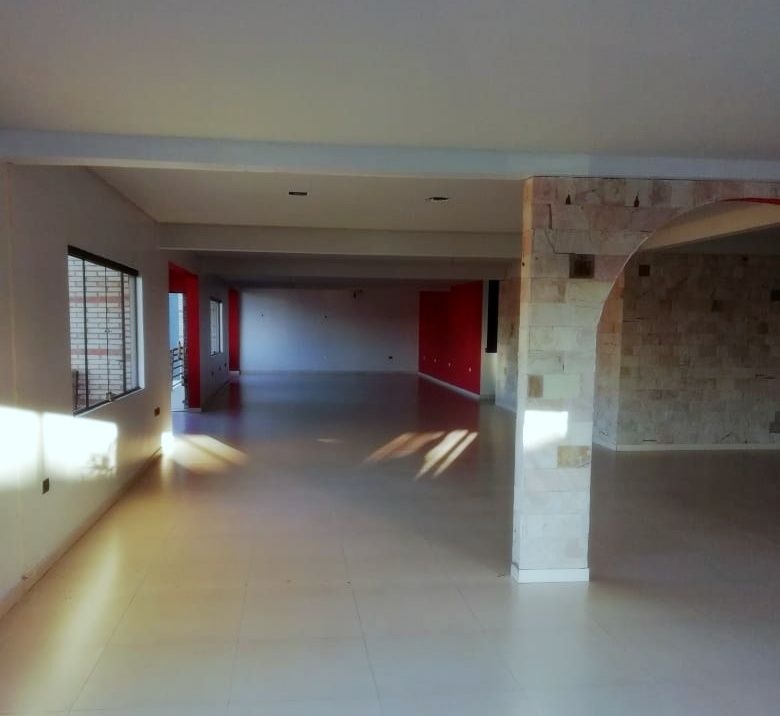 ALQUILO DOS PISOS COMPLETOS EN IMPORTANTE ZONA COMERCIAL DEL PARANA COUNTRY CLUB!! — foto 2
